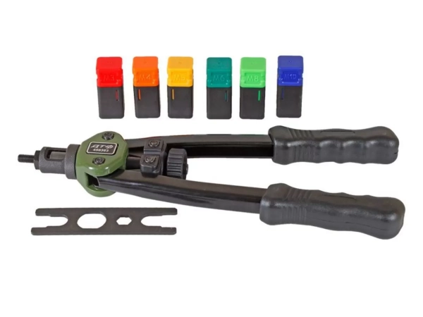 Заклепочный пистолет