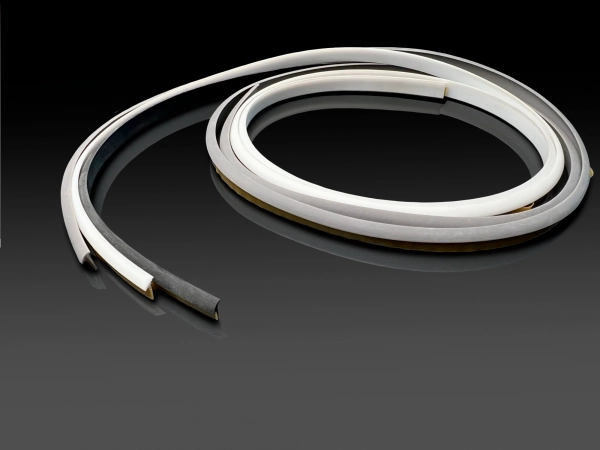 Уплотнитель черный